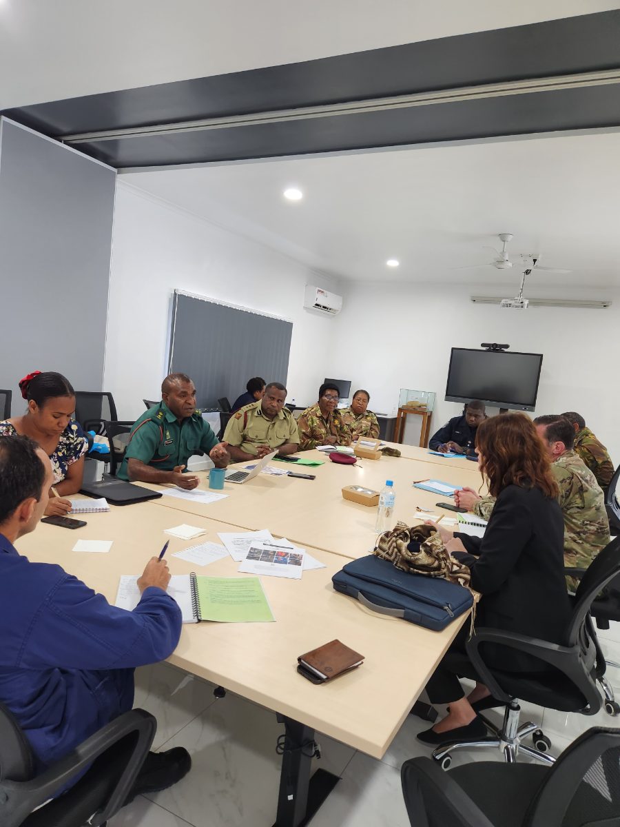 Working session with defence and fisheries officials, Papua New Guinea
